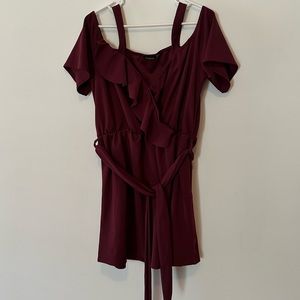 Boohoo dress off shoulder